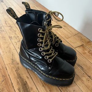 Dr Martens platform Jadon boots size 8